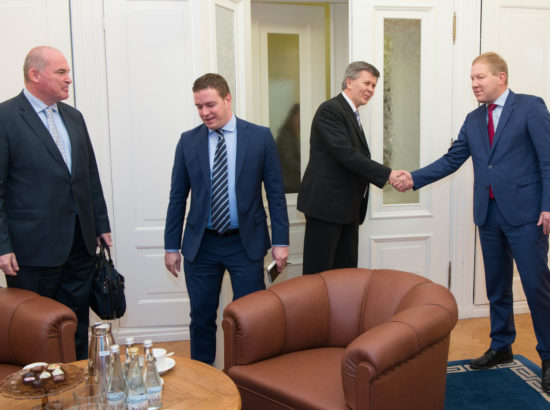 Väliskomisjoni esimees Marko Mihkelson kohtus Ungari suursaadiku Vince Szalay-Bobrovniczkyga, 14. detsember 2016